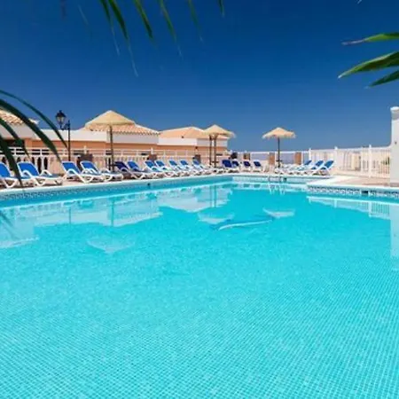 Paradise Court Apartment